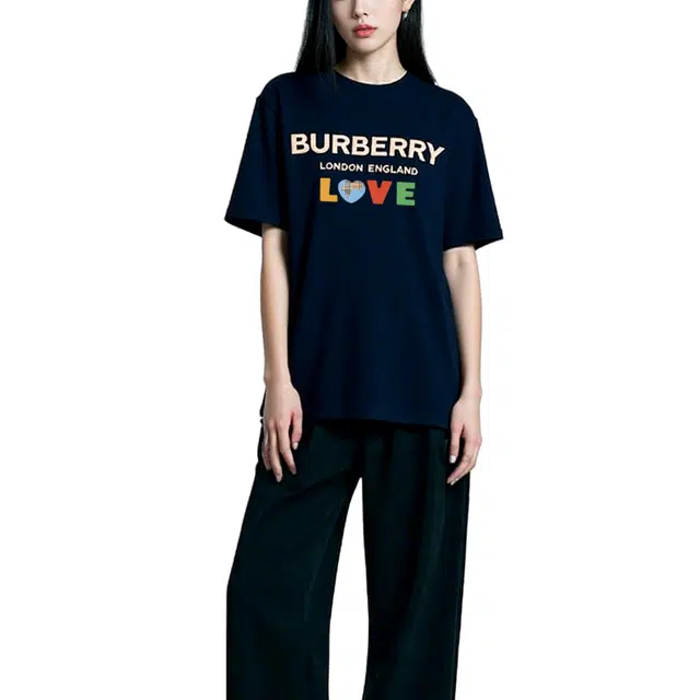 Burberry LOVE LogoT