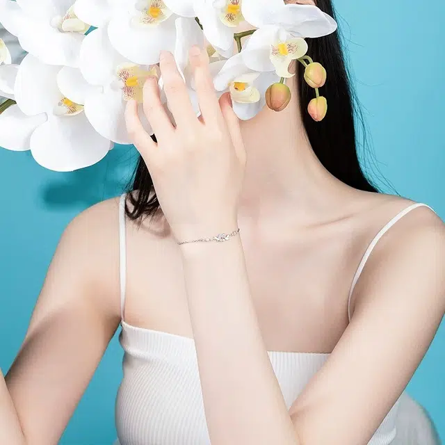 心言心语 梦幻蝴蝶 轻奢小众高级原创设计甜美 精致时尚百搭璀璨闪耀优雅可调节 铂金 手链 女款