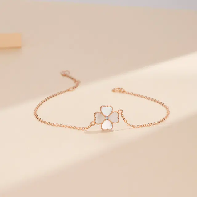 ins 18K