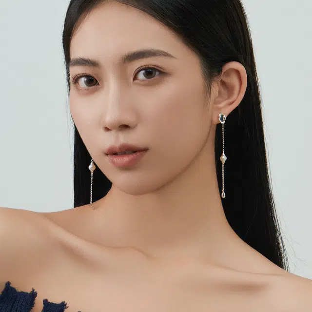 S925