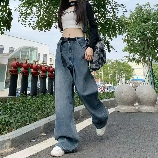 NEAR HERE vibe