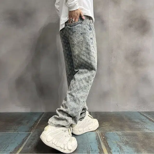 PAINT STAIN
