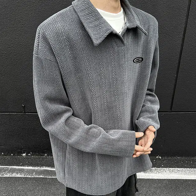 NEAR HERE ins