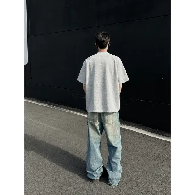 NEAR HERE T