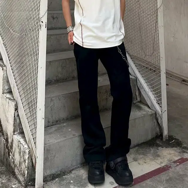 NEAR HERE ins
