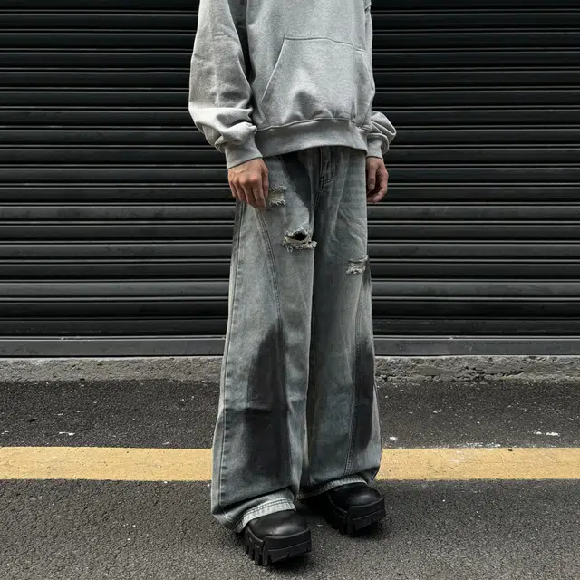 CORNILOT vibe