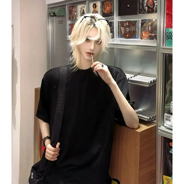 PAINT STAIN T