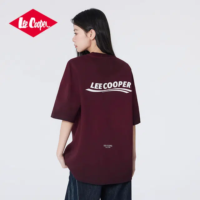 Lee Cooper T