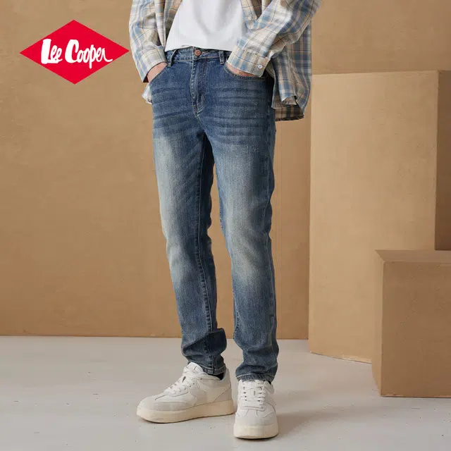 Lee Cooper