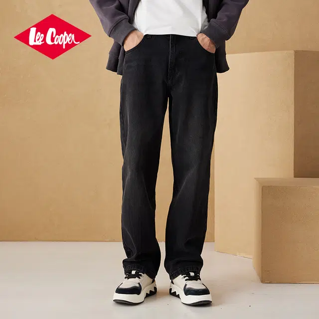 Lee Cooper