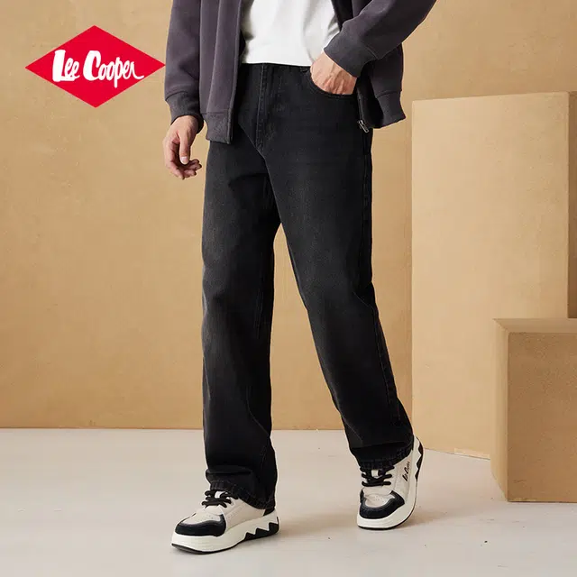 Lee Cooper