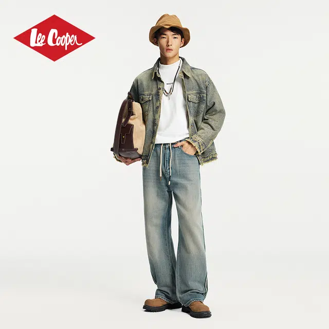 Lee Cooper