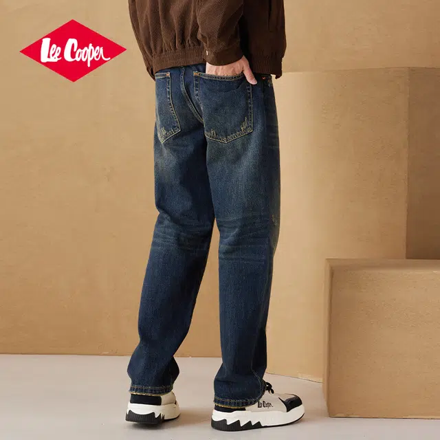 Lee Cooper