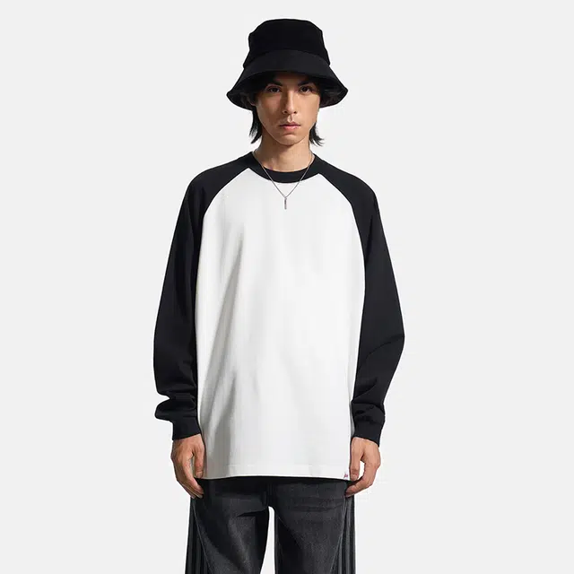 Lee Cooper T