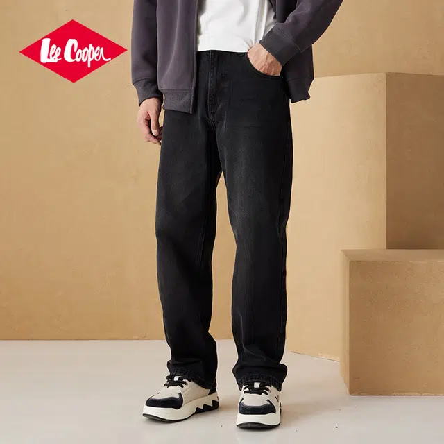 Lee Cooper