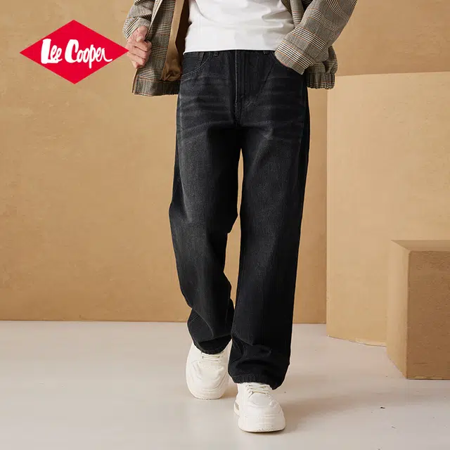 Lee Cooper
