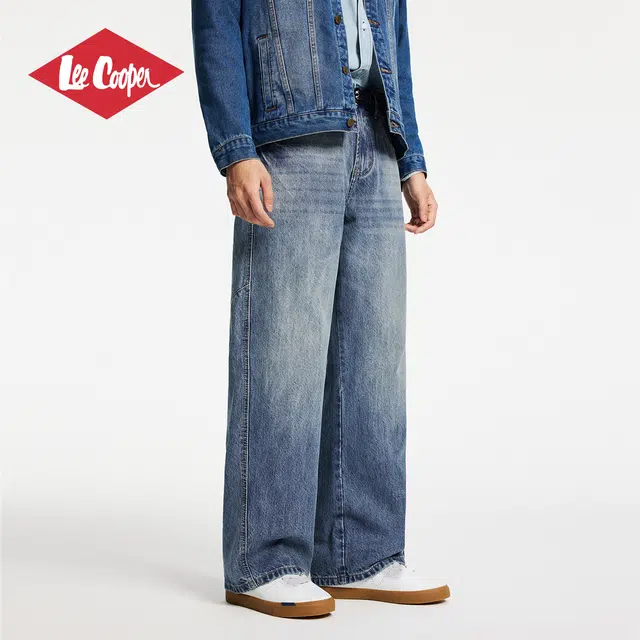 Lee Cooper