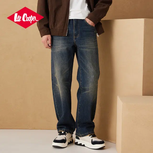 Lee Cooper