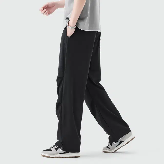 Lee Cooper
