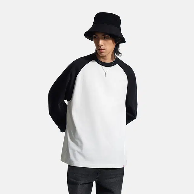 Lee Cooper T