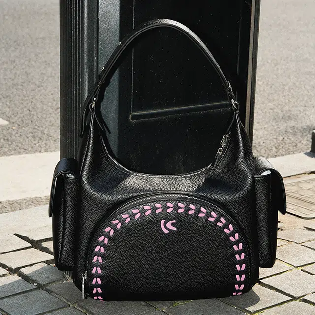 karkki Tago Pocket