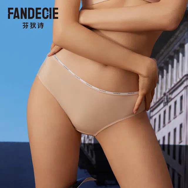 Fandecie 1