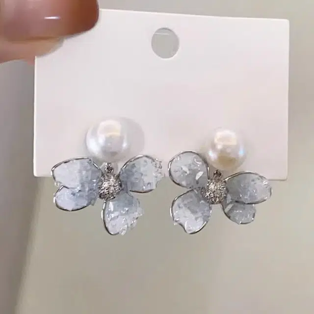 WAW