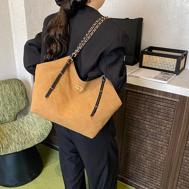 Z 1979 PU