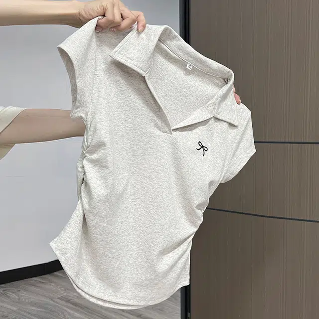 peaches peaches polo T