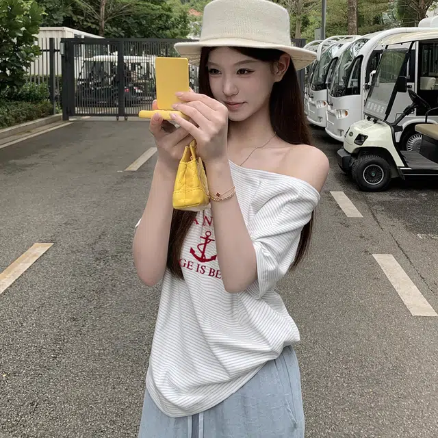 peaches peaches T
