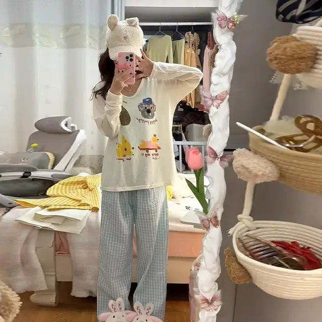 依钗 可爱狗狗风慵懒舒适百搭三件套休闲套装 女款