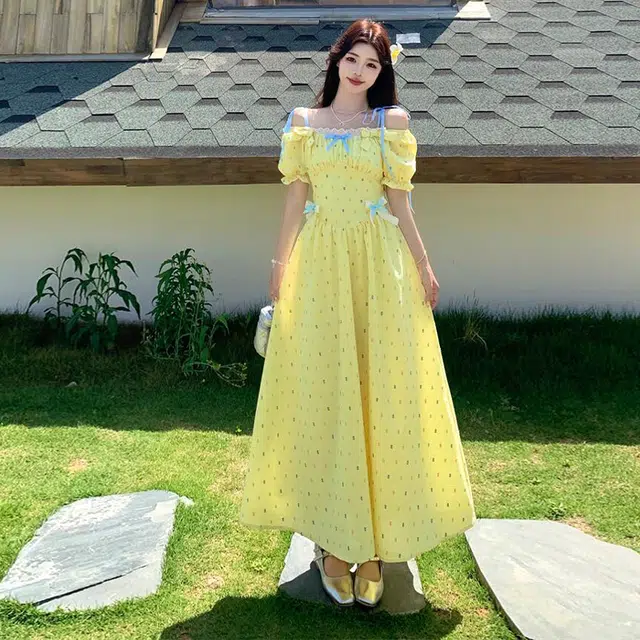 依钗 泡泡袖方领梨形身材收腰显瘦甜美碎花度假风短裙短袖连衣裙 女款