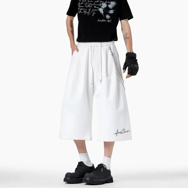 巴塞罗那足球俱乐部 复古高街时尚金属链绳装饰宽松垂感过膝七分裤无性别主义简约基础纯色运动百搭松紧腰休闲短裤 男女同款