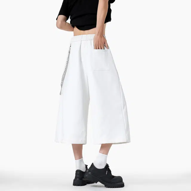 巴塞罗那足球俱乐部 复古高街时尚金属链绳装饰宽松垂感过膝七分裤无性别主义简约基础纯色运动百搭松紧腰休闲短裤 男女同款