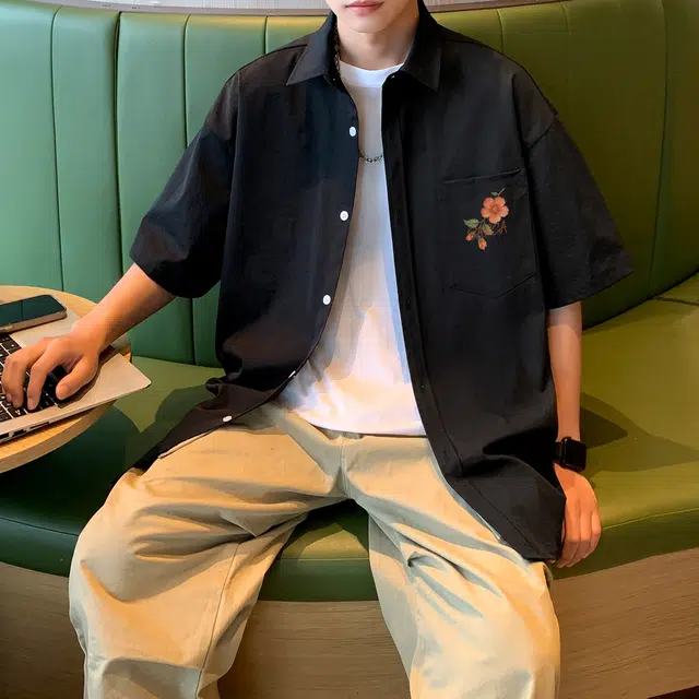 巴塞罗那足球俱乐部 美式复古花卉刺绣日常基础款宽松垂感冰丝透气落肩翻领短袖衬衫 男女同款