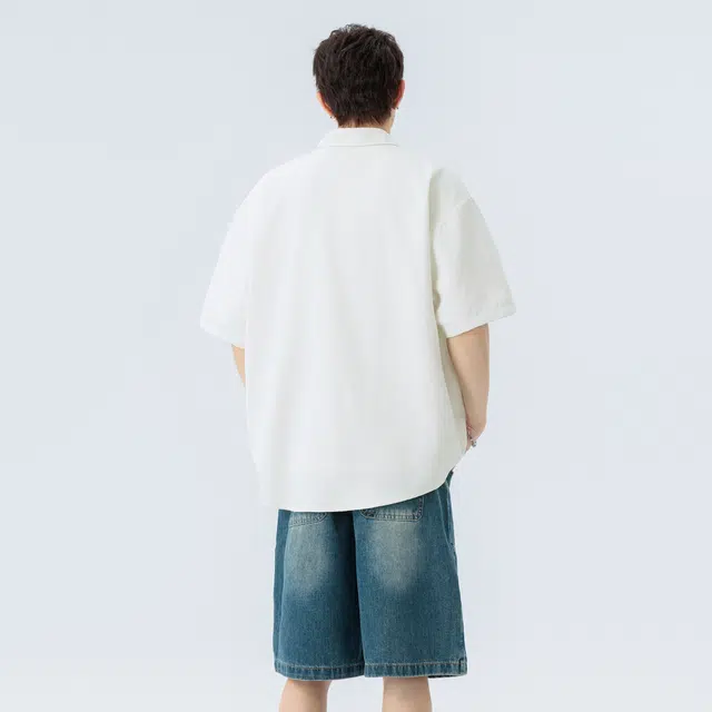 巴塞罗那足球俱乐部 美式高级感品牌印花设计时尚简约复古休闲运动百搭宽松翻领短袖衬衫 男女同款