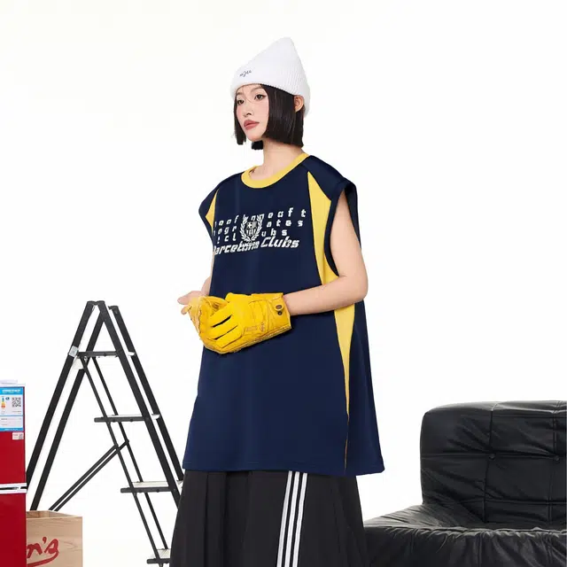 巴塞罗那足球俱乐部 美式复古简约基础款圆领套头薄款透气吸汗运动宽松休闲百搭通勤无袖背心 男女同款