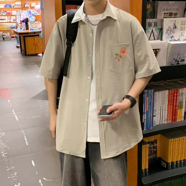 巴塞罗那足球俱乐部 美式复古花卉刺绣日常基础款宽松垂感冰丝透气落肩翻领短袖衬衫 男女同款