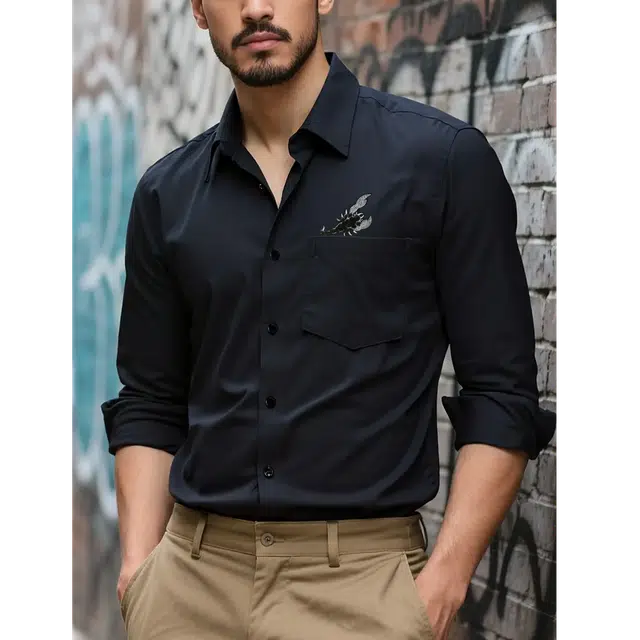 范索米 轻奢休闲重工蝎子图案徽章纯色长袖衬衫 男款