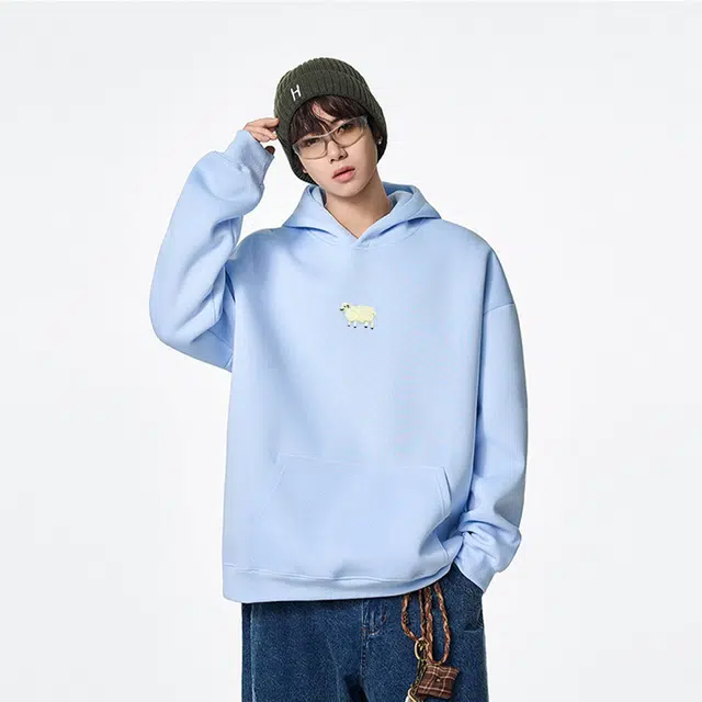 范索米 休闲学院风 秋季外穿可爱绵羊时尚宽松连帽卫衣情侣 男女同款