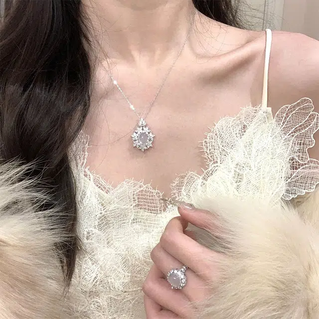 尚仟伊 蕾丝雪花满钻锁骨链名媛宫廷风浪漫温柔白月光女神通勤百搭#好运 玉髓 项链 女款