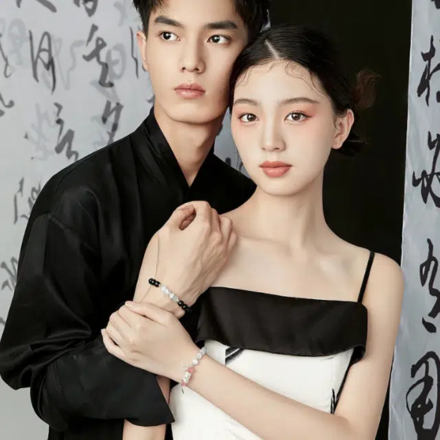 【甄选特级高品质】 琉堇 白月光香槟色旺桃花荔枝冻正缘美人镯 国风古色古香贵妃镯#好运 玻璃猫眼 手镯 女款