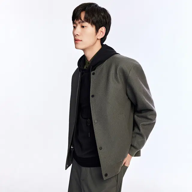 与狼共舞 满印棒球领商务百搭都市休闲羽绒服 男款 灰绿