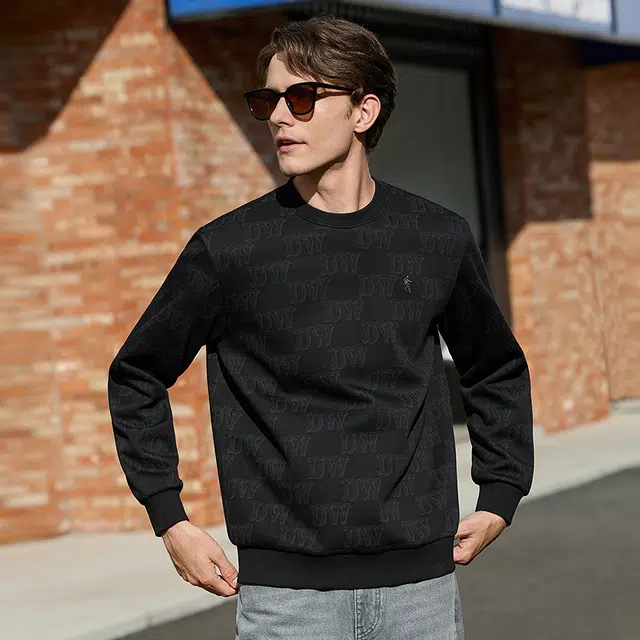 与狼共舞 美式潮流时尚字母满印高棉亲肤柔软弹力舒适圆领长袖卫衣 男款