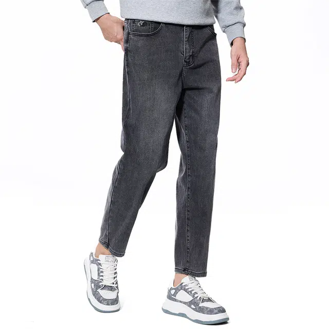 与狼共舞 天丝棉石墨烯舒暖时尚柔软透气水洗休闲通勤百搭九分牛仔裤 男款