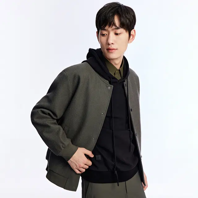 与狼共舞 满印棒球领商务百搭都市休闲羽绒服 男款 灰绿