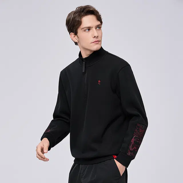 限定年品 与狼共舞 蓄热柔绒舒暖亲肤时尚国风臂花刺绣半开襟立领抗菌加厚卫衣 男款