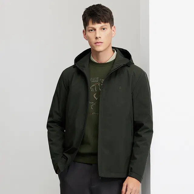 与狼共舞 连帽防风抗皱易打理户外休闲保暖夹克外套 男款