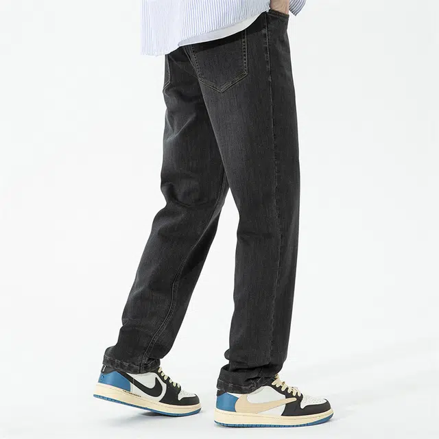 Fairwhale Straight Fit Jeans
