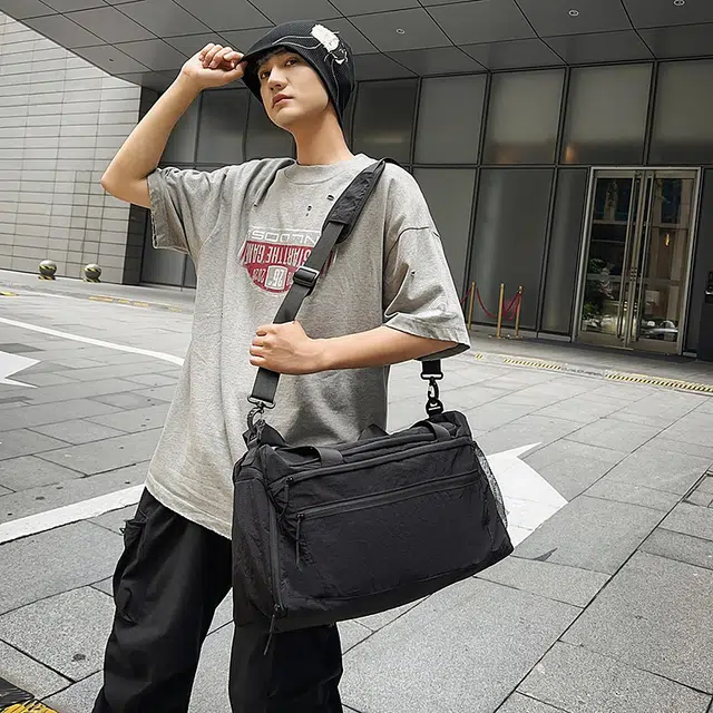 尊梵 短途轻便大容量出差通勤干湿分离运动健身收纳包 尼龙 旅行包 男女同款情侣款 多色